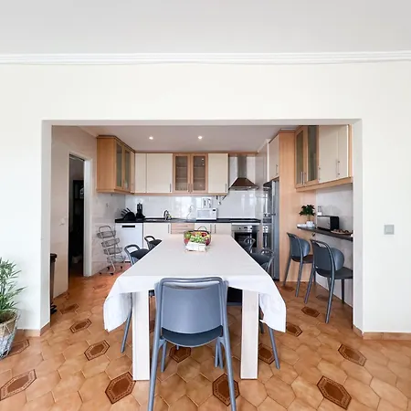 Penthouse T3 Com Terraco E Bbq Διαμέρισμα *