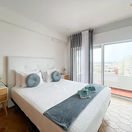 Penthouse T3 Com Terraco E Bbq *