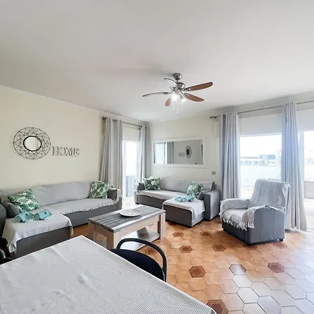 Penthouse T3 Com Terraco E Bbq * Portimao