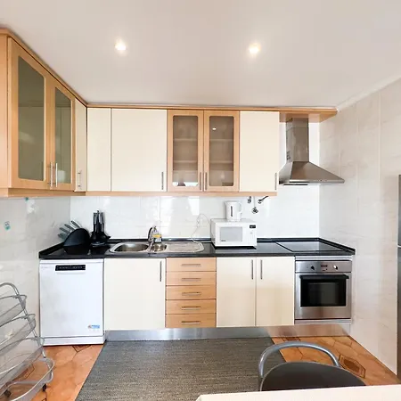Apartment Penthouse T3 Com Terraco E Bbq *
