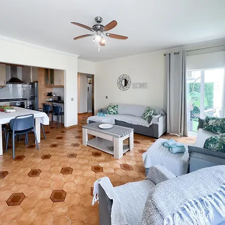 Penthouse T3 Com Terraco E Bbq Portimao