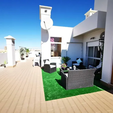 Penthouse T3 Com Terraco E Bbq *